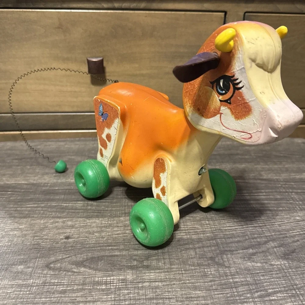 1972 Fisher-Price #132 Molly Moo Cow pull toy